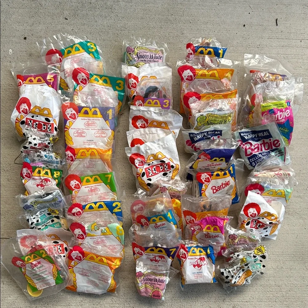 NWT - GIANT lot of Vintage 90’s McDonald’s HAPPY MEAL toys Collection - Picture 3 of 3